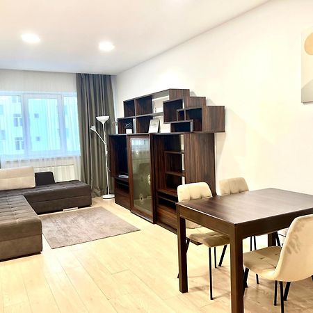Osapart Malevich Apartment In The Complex Great Britain 리비프 외부 사진